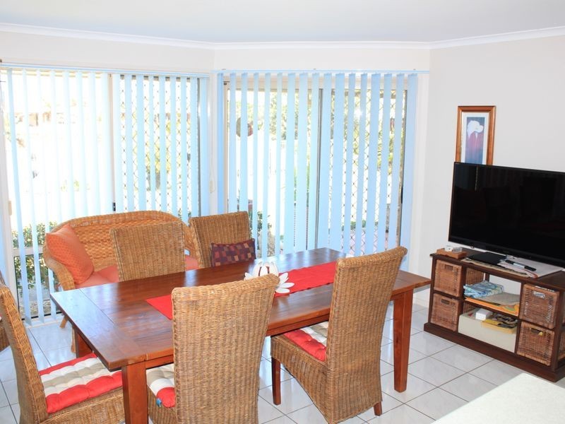 4 Edinburgh Court, Pottsville NSW 2489