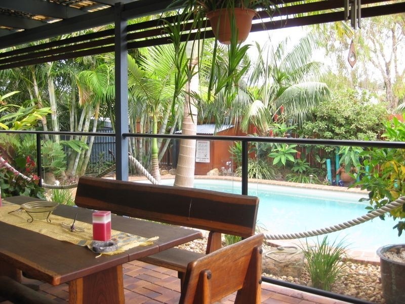 2 Poinciana Avenue, Cabarita Beach NSW 2488