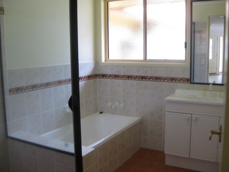 1/2 Paula Court, Hastings Point NSW 2489