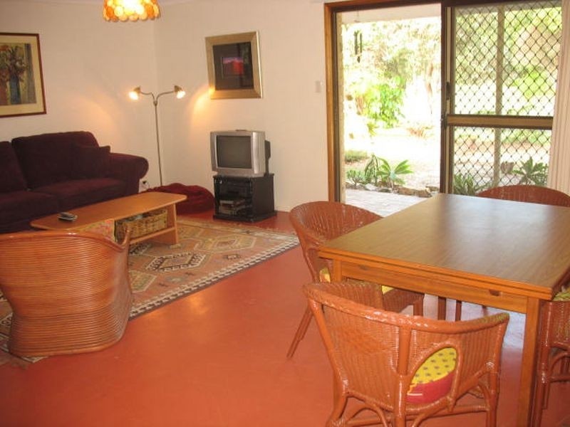 30 Surfside Crescent, Pottsville NSW 2489