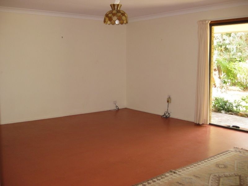 30 Surfside Crescent, Pottsville NSW 2489