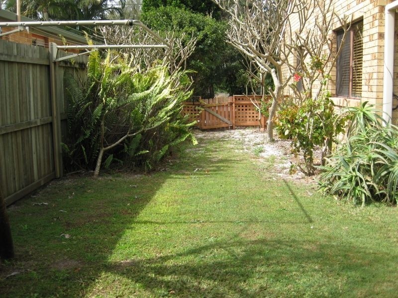 30 Surfside Crescent, Pottsville NSW 2489