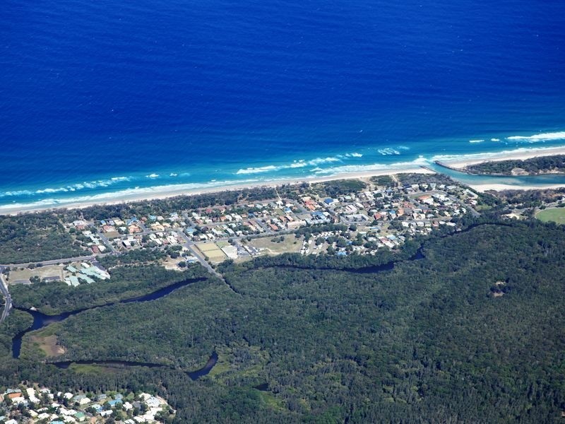 30 Surfside Crescent, Pottsville NSW 2489