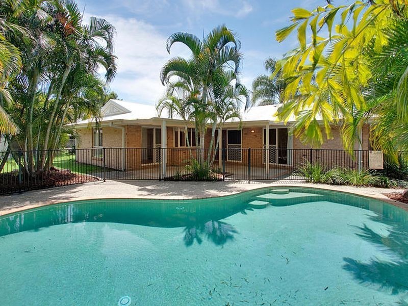 5 Kippax Place, Pottsville NSW 2489