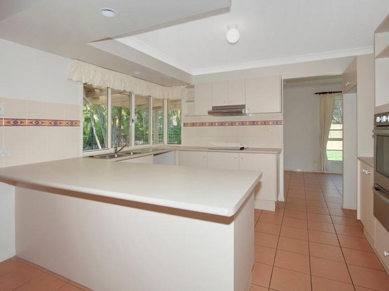 5 Kippax Place, Pottsville NSW 2489