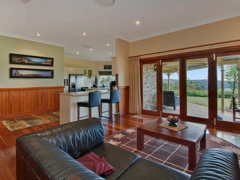 8 Glenbrae Drive, Terranora NSW 2486