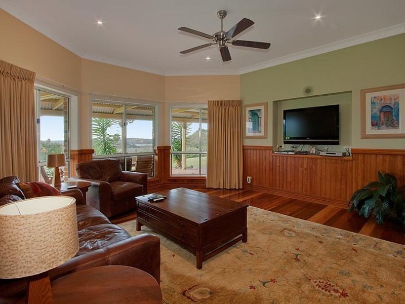 8 Glenbrae Drive, Terranora NSW 2486