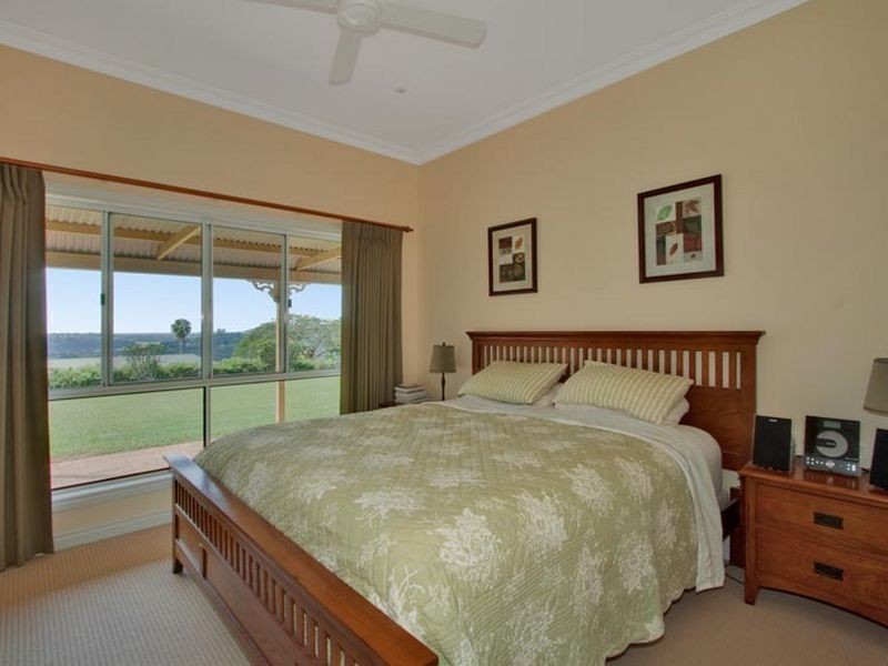 8 Glenbrae Drive, Terranora NSW 2486