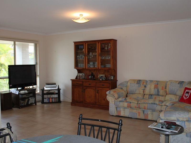 3/2 Hampton Court, Pottsville NSW 2489