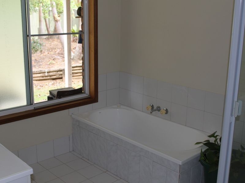 16 Hinchinbrook Road, Burringbar NSW 2483