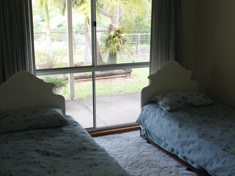 16 Hinchinbrook Road, Burringbar NSW 2483