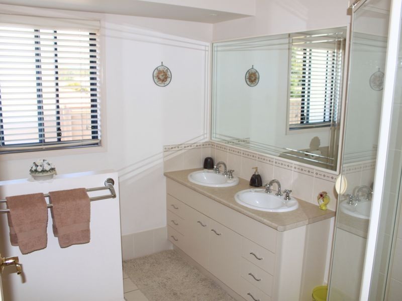 6 Nowra Street, Pottsville NSW 2489