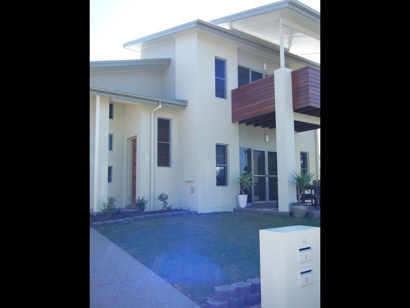 2/2 Ebony Court, Casuarina NSW 2487