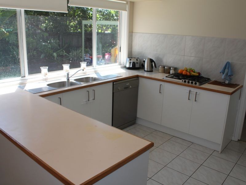 33 Victoria Avenue, Pottsville NSW 2489