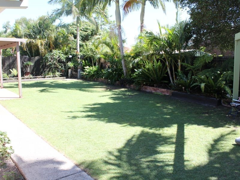 33 Victoria Avenue, Pottsville NSW 2489