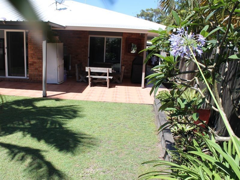 33 Victoria Avenue, Pottsville NSW 2489