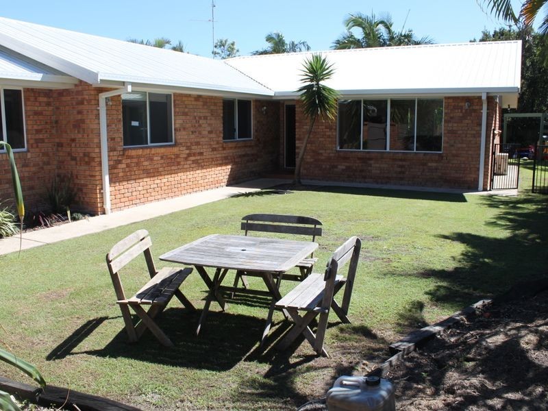 33 Victoria Avenue, Pottsville NSW 2489