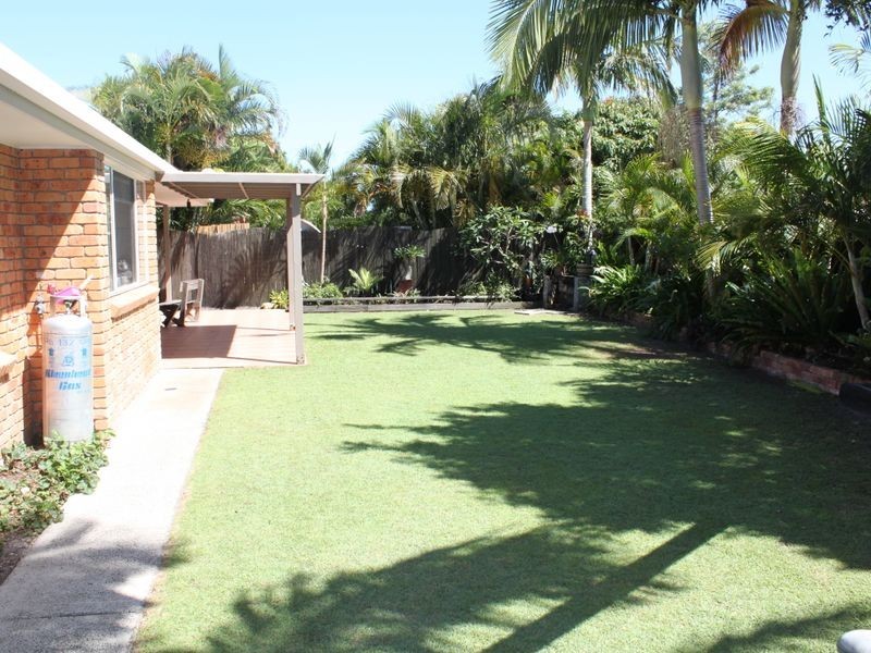 33 Victoria Avenue, Pottsville NSW 2489