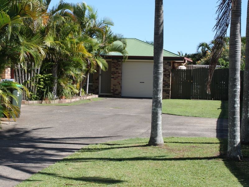 33 Victoria Avenue, Pottsville NSW 2489