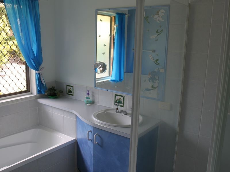 5 Windsor Court, Pottsville NSW 2489