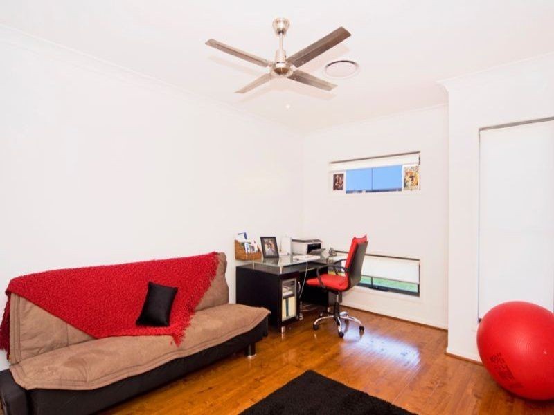 18 Woodfull Crescent, Pottsville NSW 2489