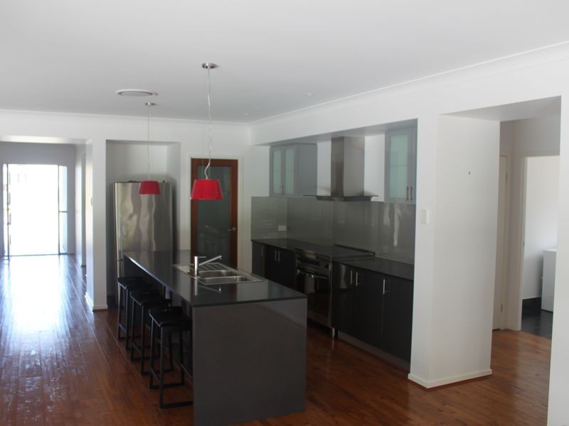 18 Woodfull Crescent, Pottsville NSW 2489