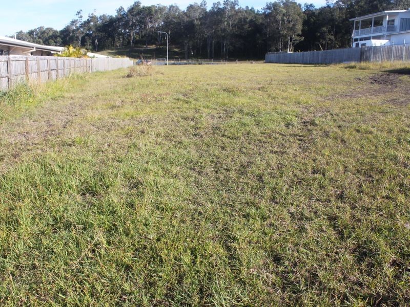 7 Woodfull Crescent, Pottsville NSW 2489