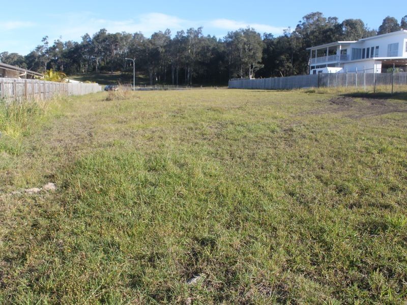 7 Woodfull Crescent, Pottsville NSW 2489