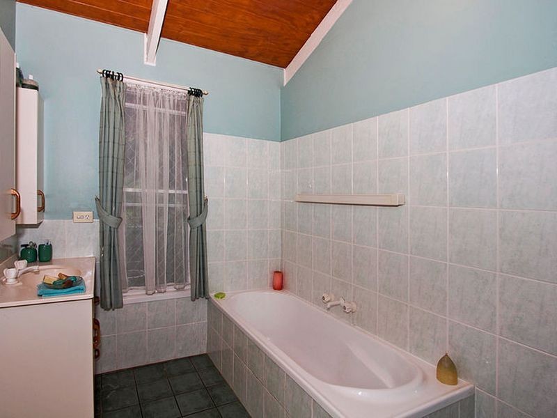 Waranga Crescent, Burringbar NSW 2483