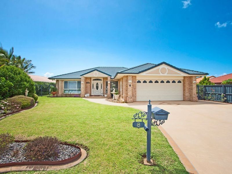 8 Chappell Place, Pottsville NSW 2489