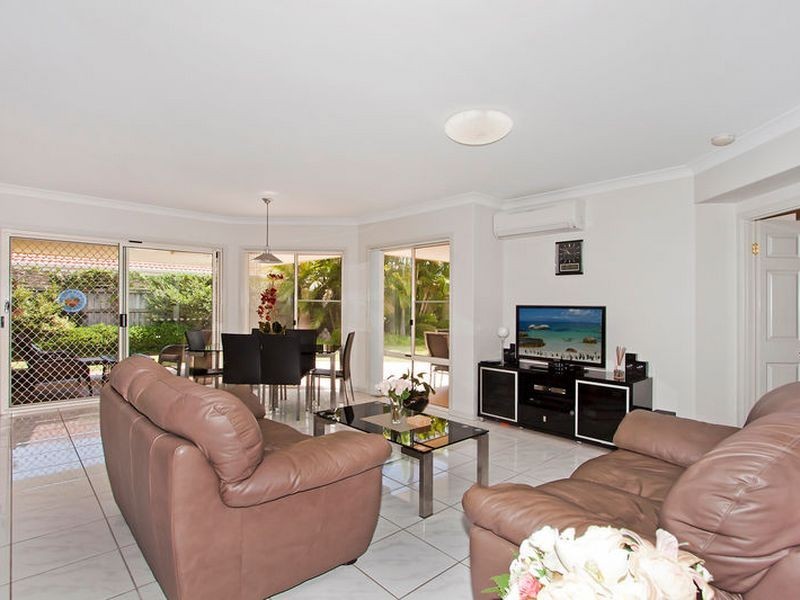 8 Chappell Place, Pottsville NSW 2489