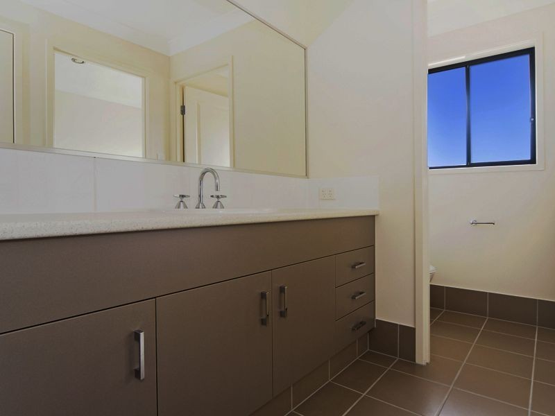 10 Mylestrom Circuit, Pottsville NSW 2489