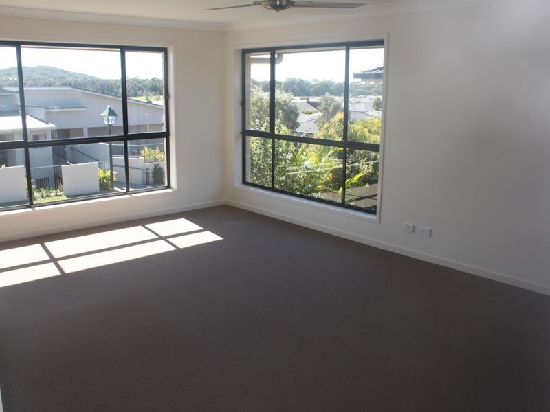 10 Mylestrom Circuit, Pottsville NSW 2489