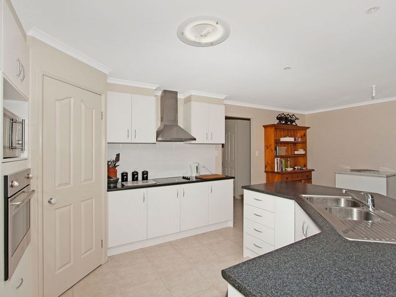 130 Overall Drive, Pottsville NSW 2489