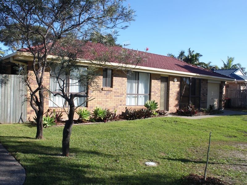 35 McKenzie Avenue, Pottsville NSW 2489