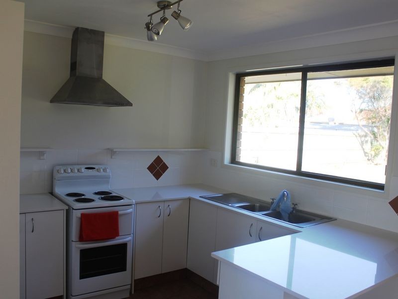 35 McKenzie Avenue, Pottsville NSW 2489