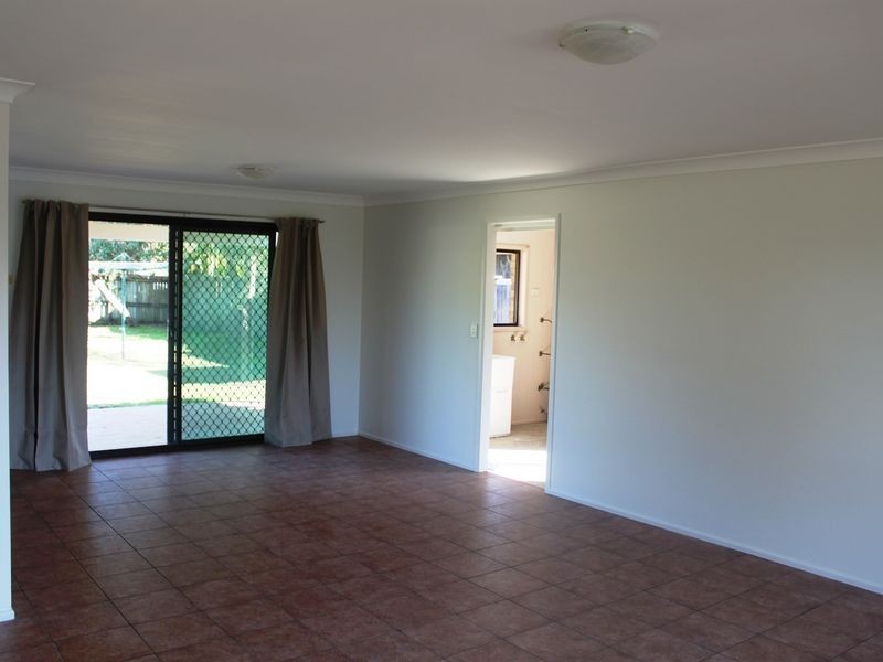 35 McKenzie Avenue, Pottsville NSW 2489