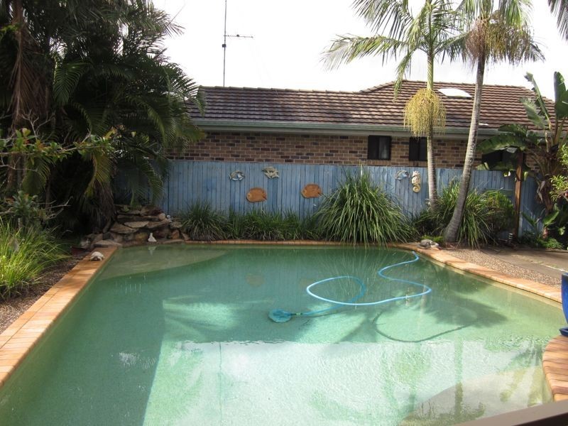 11 Grasstree Circuit, Cabarita Beach NSW 2488