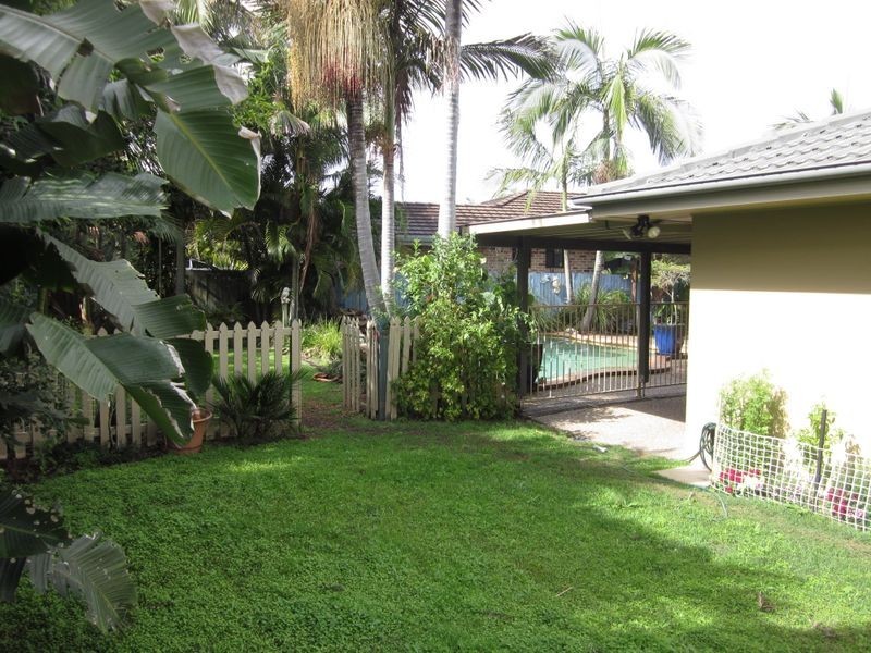 11 Grasstree Circuit, Cabarita Beach NSW 2488