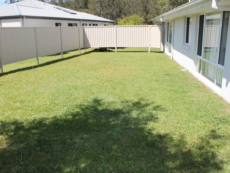28 Sugar Glider Drive, Pottsville NSW 2489