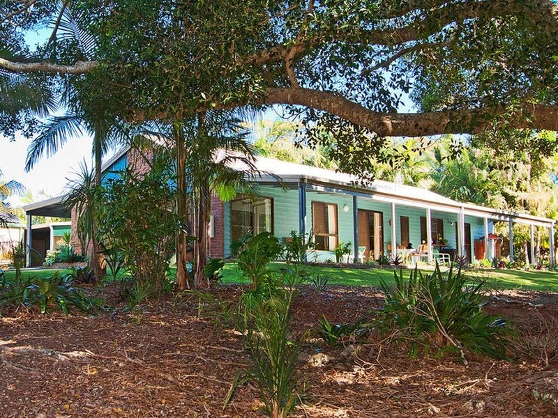 10 Hazelwood Drive, Pottsville NSW 2489