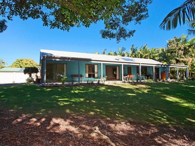 10 Hazelwood Drive, Pottsville NSW 2489