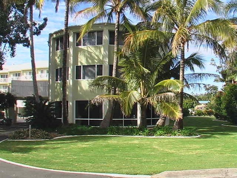 77 Tamarind Avenue, Cabarita Beach NSW 2488