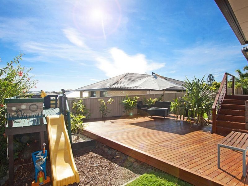 30 Newcastle Drive, Pottsville NSW 2489