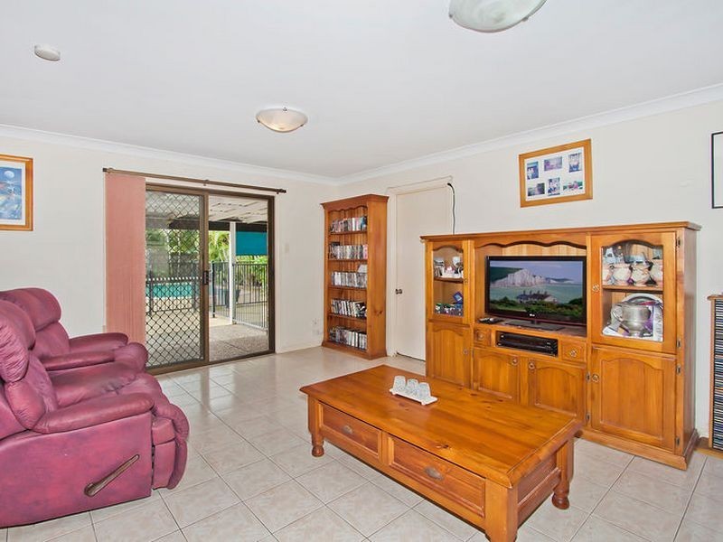 6 Royal Drive, Pottsville NSW 2489