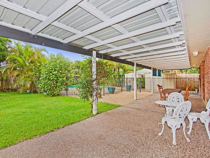 6 Royal Drive, Pottsville NSW 2489