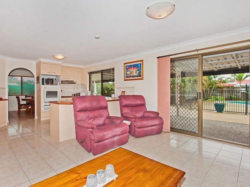 6 Royal Drive, Pottsville NSW 2489