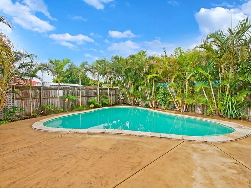 6 Royal Drive, Pottsville NSW 2489