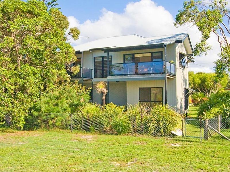 20 Creek Street, Hastings Point NSW 2489