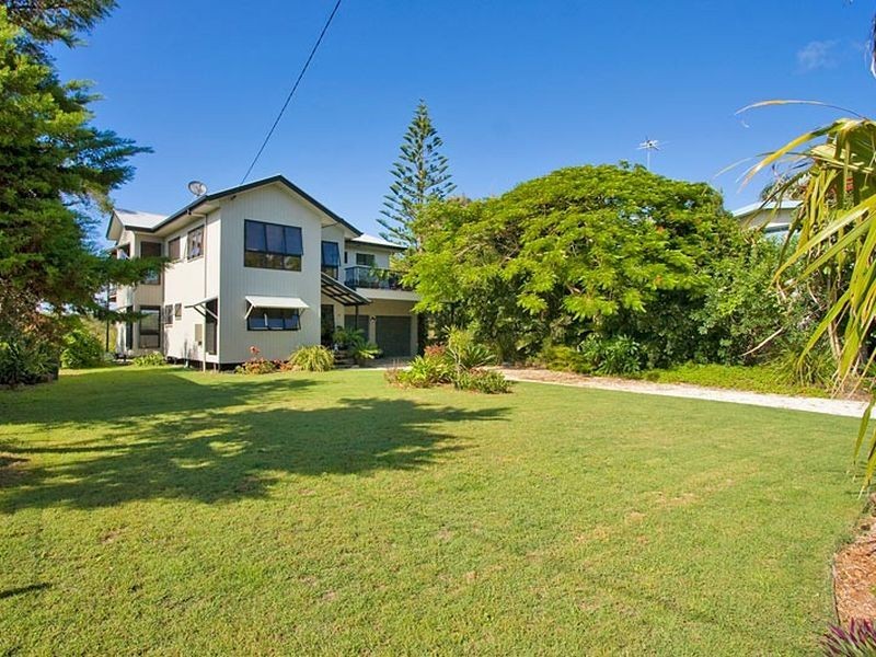 20 Creek Street, Hastings Point NSW 2489